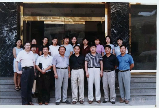 1997年，恢複經營，更名爲“陝西省地産開發服務總公司”.jpg